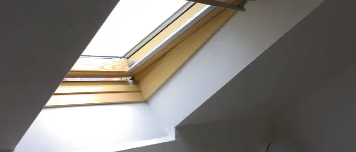 Pose et changement de fenêtre de toit et Velux 78 artisan-petit